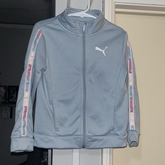 Little Girls Puma Jacket - Picture 1 of 9